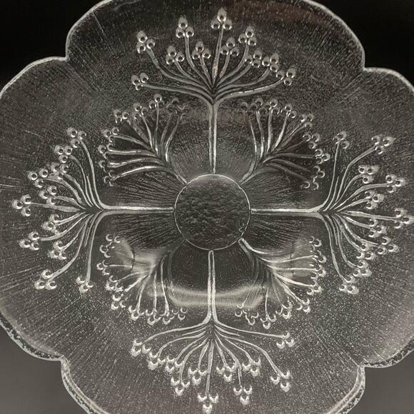 Vintage Dansk Floriform Scalloped Glass Serving Bowl Italy - Picture 4 of 8